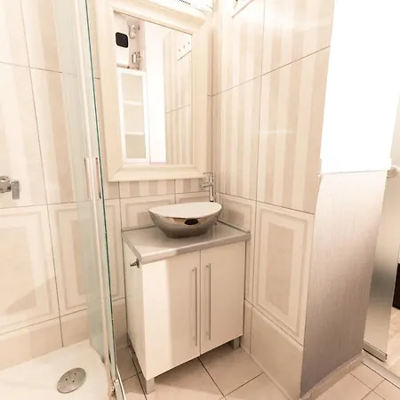 דירה Danube Dwelling Hercegprimas 2 *